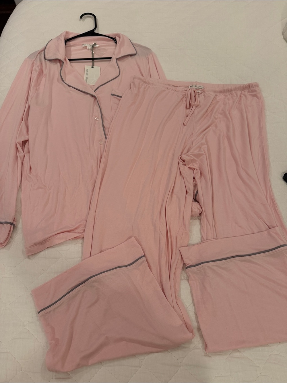 Barefoot Dreams Pink Long-Sleeve Pajama Set with Contrast Piping